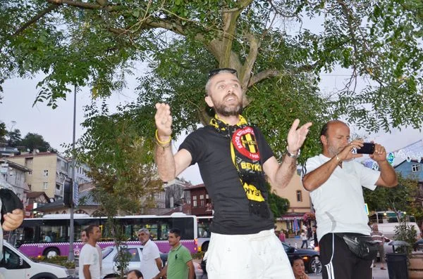 19.08'de Yargıçlar Sokağa döküldü 1 19 08 beyk urvJ9I6l7S