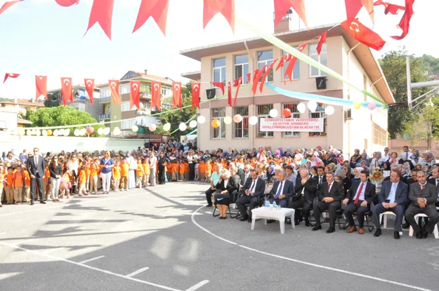 2014 – 2015 Eğitim Öğretim Yılına görkemli açılış 6