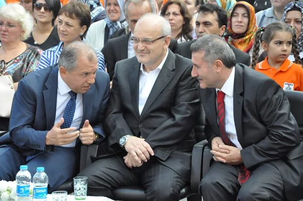 2014 – 2015 Eğitim Öğretim Yılına görkemli açılış 3 2014 2015 egiti bkbnkHKue2