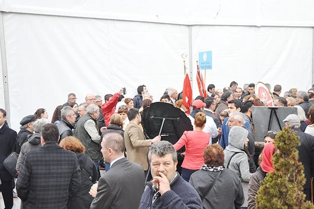 23 nisan beyk 5budps3iG6