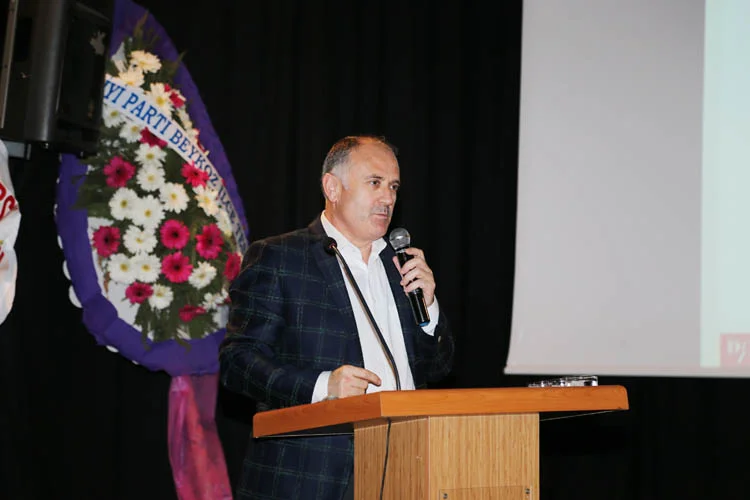 Beykoz'da şiir dolu bir akşam yaşandı 1 7siiraksam 3 z eyPYuwAc