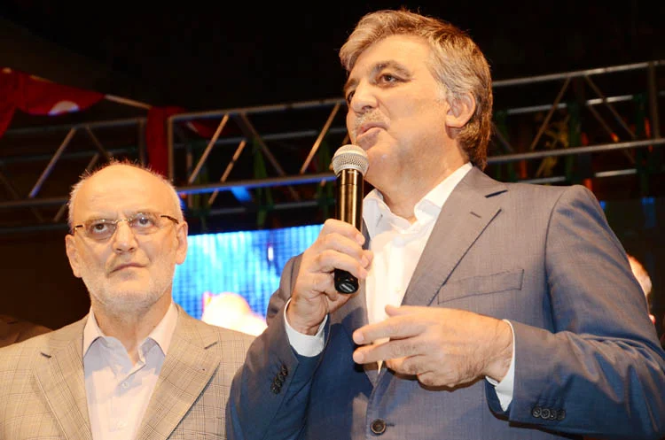 Beykoz'daki nöbete bir Cumhurbaşkanı geldi 3 abdullah gul beykoz 30 temmuz 2016 14 Pp EBPifnc