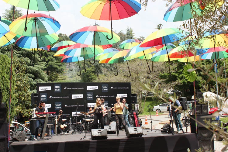 Beykoz Acarkent'te Bahar karnavalı 3 acark bahar kar