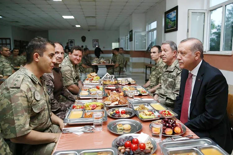 Beykoz Balı Afrin’de Mehmetçiğe şifa olacak 1 afrin asker2 Ok7ATKOwe1