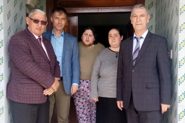 Beykoz’da lise öğrencileri bakın ne yaptı? 4 aile 2 9kYr ORbYV