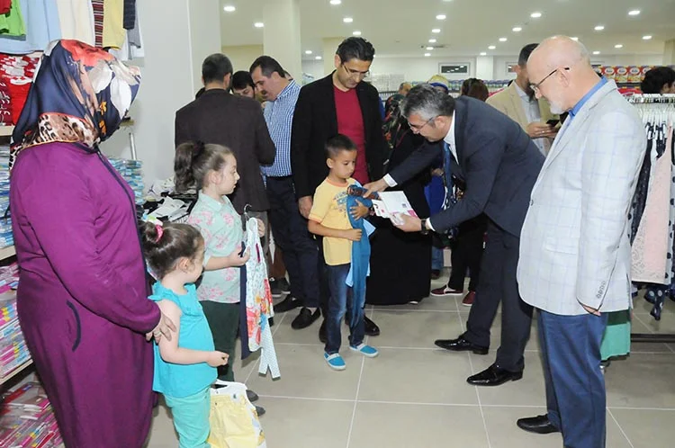 İhtiyaç sahibi ailelere karşı duyarlı olalım 1 aile beykoz 2 A5LVnupnpl