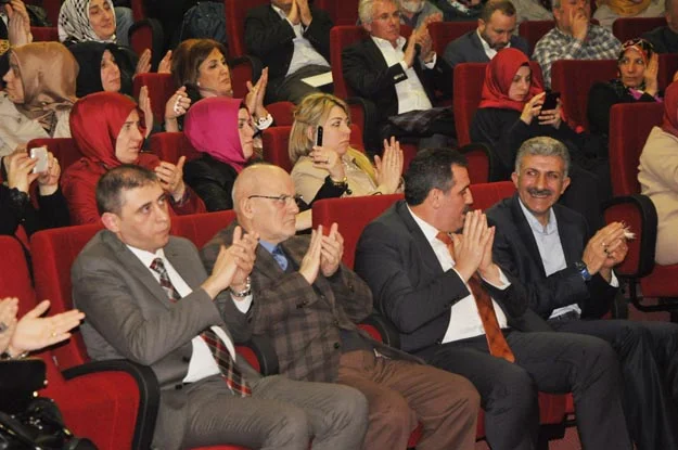 AK Parti, 13 bin Beykozluya dokundu 5 ak dan 16 10 9RjvFaK8ze