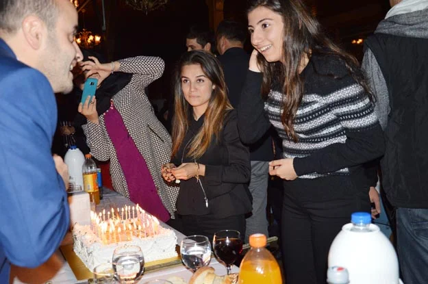 AK Parti'ye Beykoz'da gençlik aşısı 1 ak genclik 1 kasim 3 nHSTeWirEf