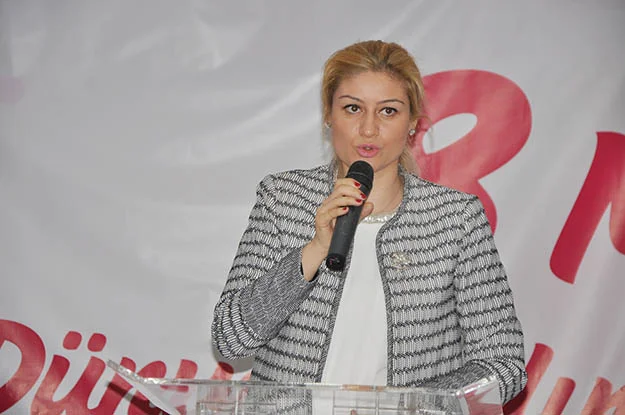 ak kadin kadinlargunu kutlu olsun 8 mart 12 3AoRdy9OSI