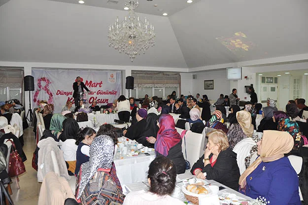 ak kadin kadinlargunu kutlu olsun 8 mart 17 NYNaqYuvYn