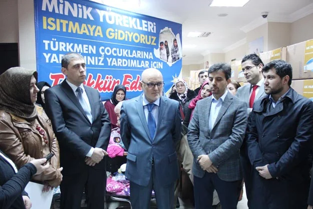 AK Partili kadınlardan Türkmen Dağı'na... 4 ak kadin turkmen db