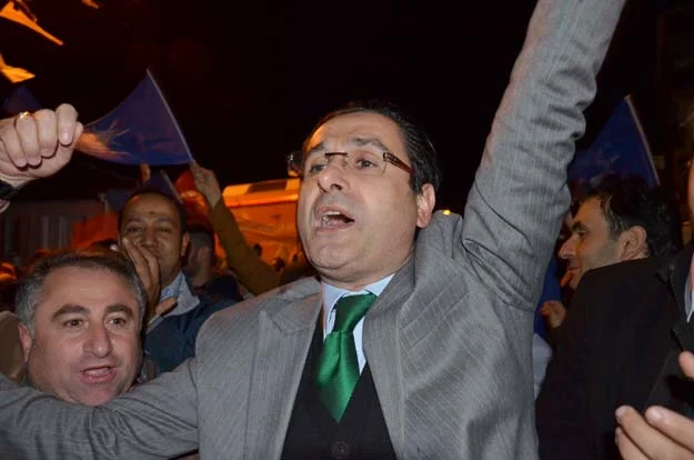 AK Parti Beykoz Teşkilatı zaferi böyle kutladı 7 ak kutlama sec aYRpEFATtY