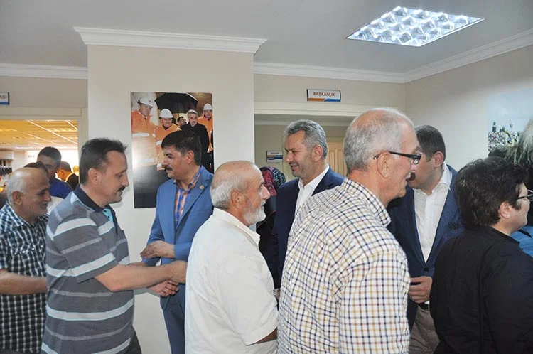 AK Partili Vekiller, gündemi Beykoz’da değerlendirdi 7 ak parti bayram 17 UAaF 58tUU