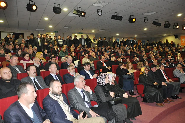 ak parti danism QZUfkIUyae