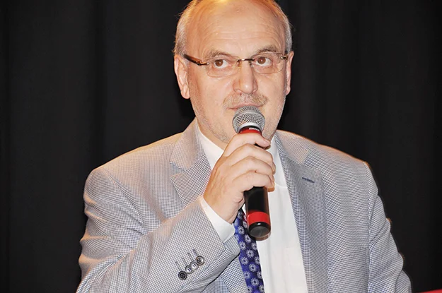 ak parti danism T lL F4mcg