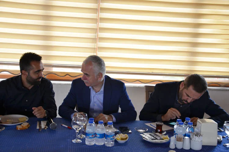 Başkan Dilmaç Beykoz’da demokrasi kapılarını açtı 10 ak parti demokrasi 9 EVEoLKsnLk