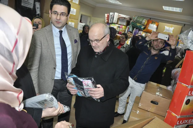 ak parti yard 6RqeFNFuGp