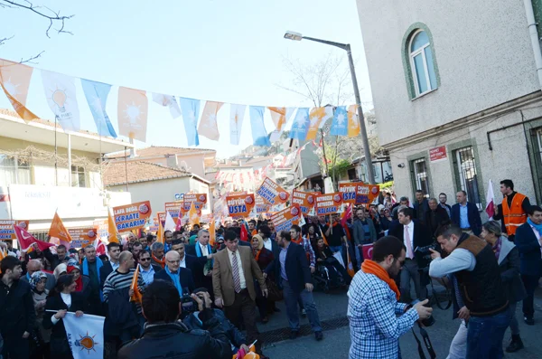 Sağlam İrade’den sevgi yürüyüşü 1 ak sev FY eV2j9V