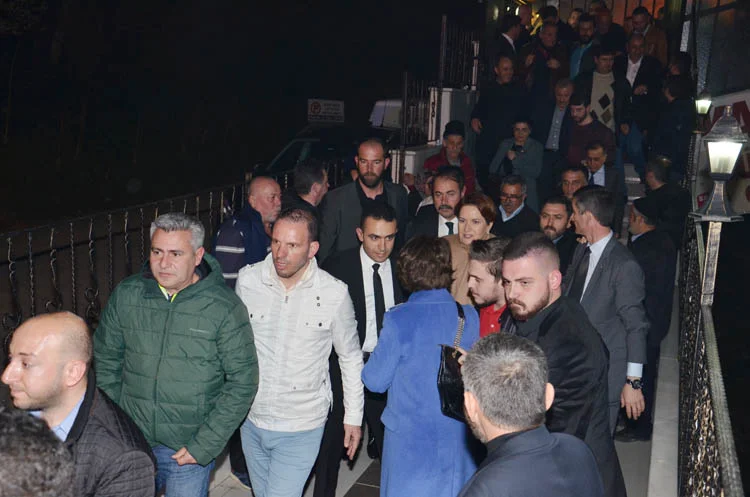 Meral Akşener, Beykoz'da salon mitingi yaptı 2 aksener bey sal 15 SKq91haS9q