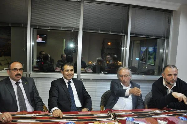 Ali Bilir Beykozlu Rizelilerin konuğu oldu 1 ali ri uIj6wNlwZ2