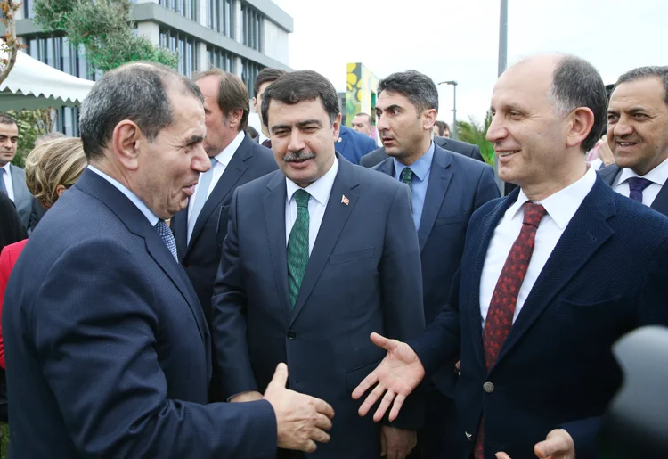 ALS Gecesi, Beykoz'da Emine Erdoğan'ın katılımıyla yapıldı 7 als gecesi riv 3TLiV3XMMS