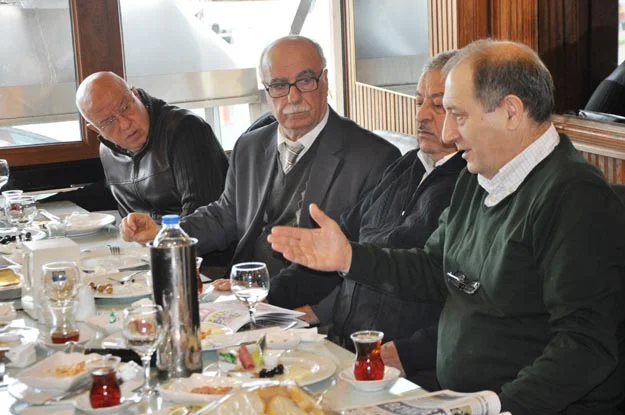 ANAP müdavimleri yine toplandı 3 anapli db 5 kVRCZwOUo2