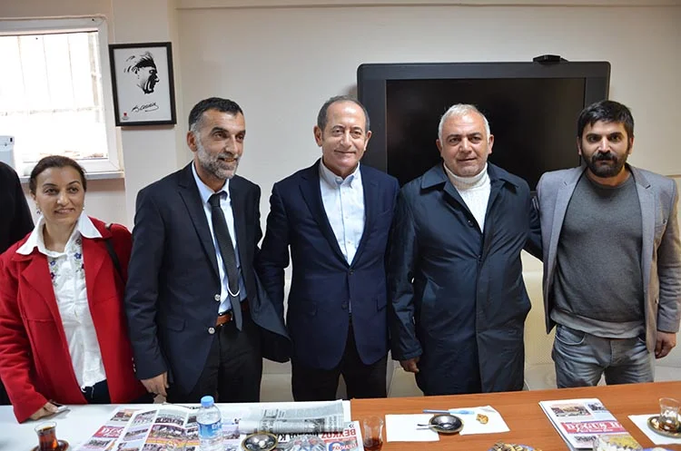 Akif Hamzaçebi’den Beykoz’da dernek ziyareti 1 arda 3 FmkEg3uky