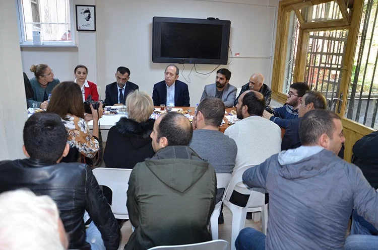 Akif Hamzaçebi’den Beykoz’da dernek ziyareti 2