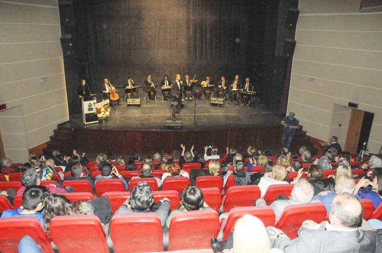 Arif Özgülüş Beykoz'a konser verdi 1 arif ozgulus 2016 6 8r5W1icIy0
