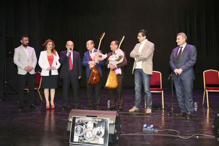 Beykoz'da aşıklar 15 Temmuz'u andı 2 ask an WrYJ2YGzmp