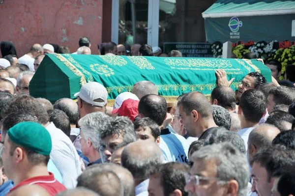 Beykoz Ayhan Ocak'ı uğurladı 1 ayhan oc X18KvU5t96