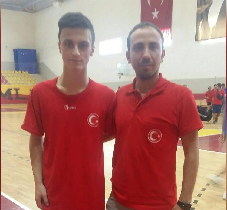 Beykozlu sporcu Aykan Düşme azmiyle örnek oluyor 2 aykan dus rDh9wG tSm