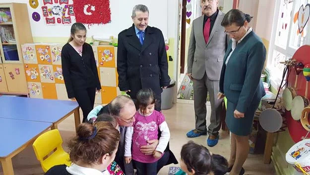 Kaymakam Baba Beykozluların içini ısıtıyor 5 baba 2 JPAT70iRh3