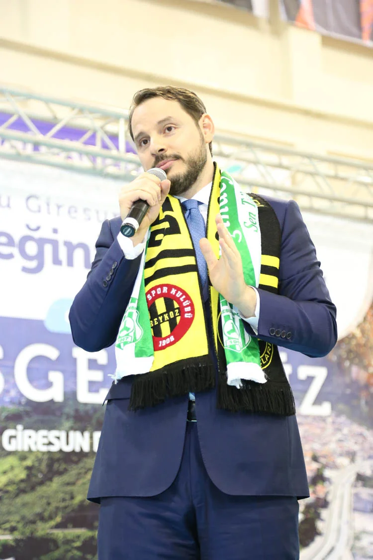 Beykoz Giresunlular, Albayrak ile anayasa konuştu 3 bakan alb bey 4 haUpIFFjwE