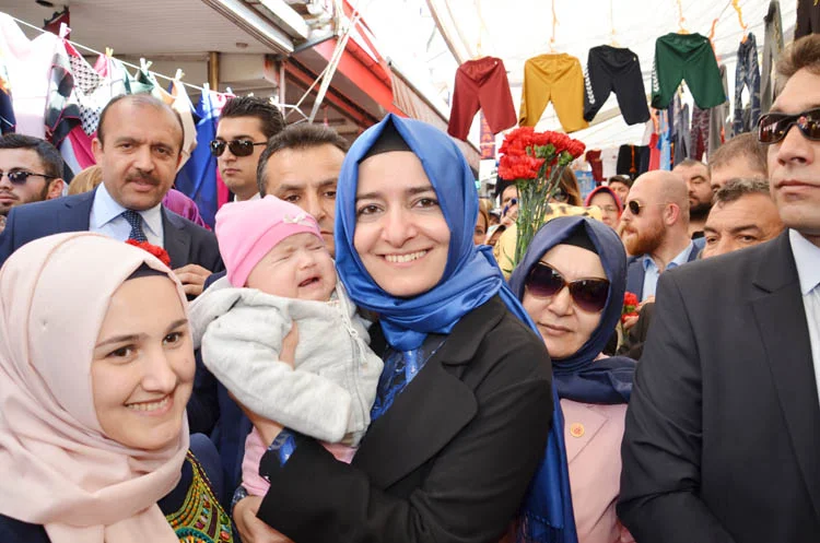 Aile Bakanı Sayan Kaya, Beykozlulara seslendi 6 bakan kaya beykoz da konustu