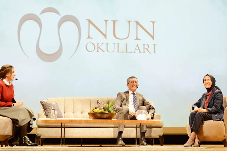 Bakan Selçuk, Beykoz'da öğüt verdi 1 bakan selcuk beykoz da ogut verd LP4g3NMhZN