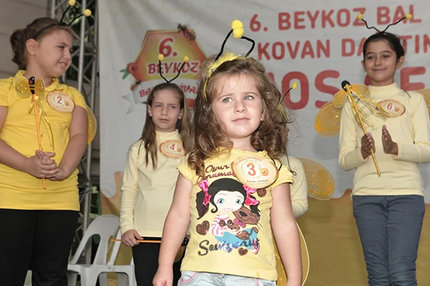 Beykoz’un arıcılarına Belediye'den 1300 kovan 5 bal festivali beykoz 20 HRw6L9zNRq