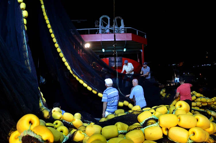 Beykoz’da ‘vira bismillah’ sesleri yankılandı 2 balikcilak sezon 5OXfSyqhef