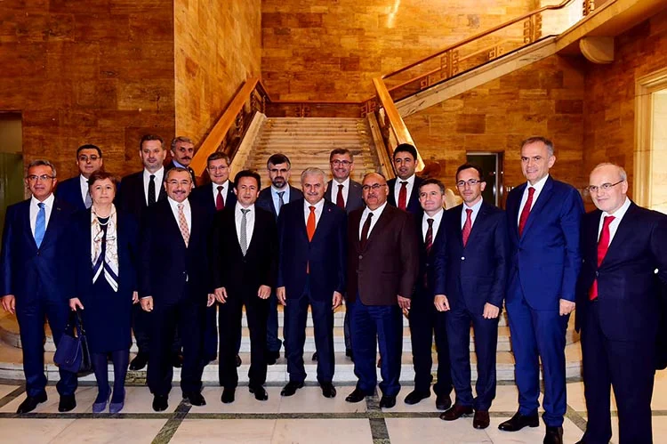 Çelikbilek Ankara’da Başbakan ve Bakanlarla görüştü 2 baskan ankara 2016 5 l leJRYUK