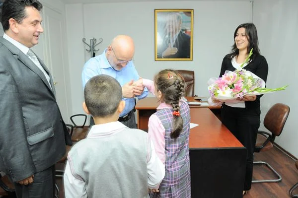 baskanazya 2fLr0wYcUq