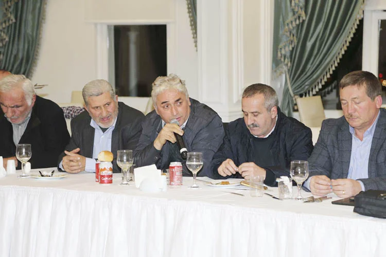 Başkan, Beykoz'un muhtarlarıyla buluştu 2 baskanmuhtarbulustu