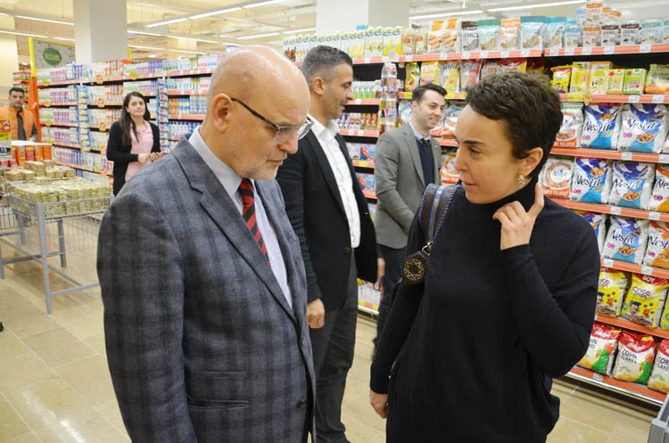 Başkan ruhsatları kendi eliyle teslim etti 3 baskanruhsatyerinde 14 s4wcUnnjwG