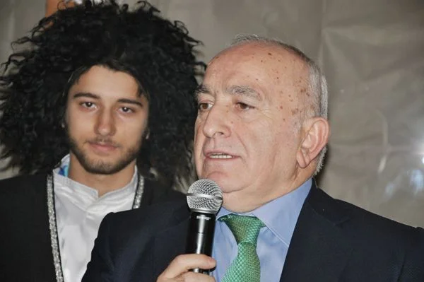 batum dern L3jG8hfQyG