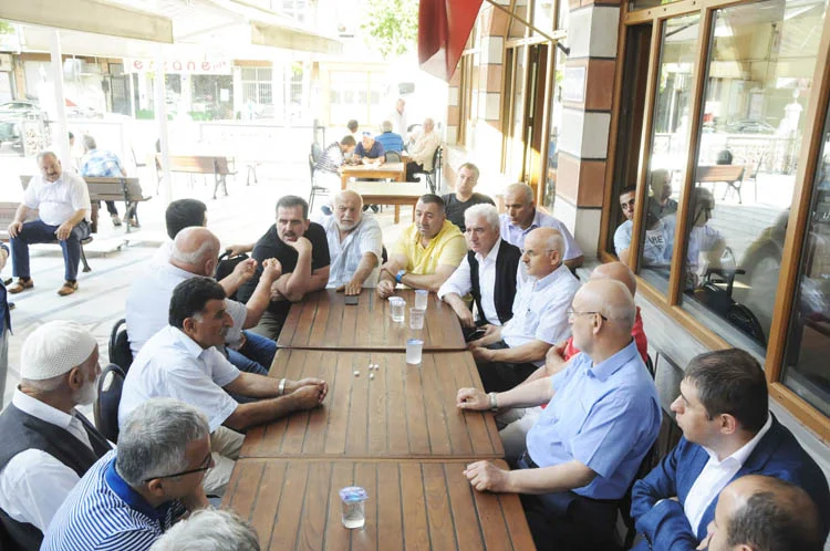 Beykoz’da geleneksel bayramlaşmalar!.. 1 bayramlasmalar devam ediyo LNpzMP R9k