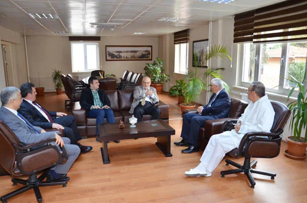 Başkan Çelikbilek'ten, Başhekim Erdoğdu'ya nezaket ziyareti 1 bdh ziyar pajFajuSpo
