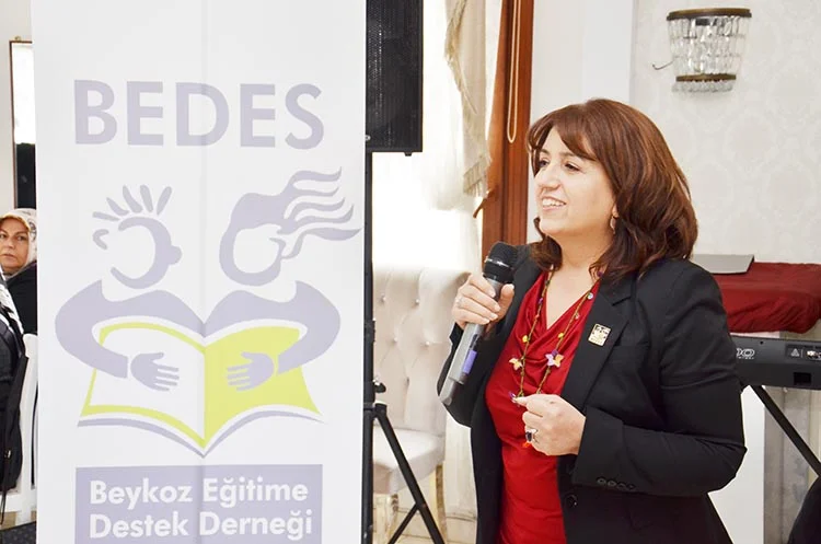 BEDES, Meşale Annelerine sertifika dağıttı 3 bede JHmpozuDhl