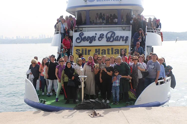 BEDES’ten 6. Edebiyat Günlerine çıkarma 1