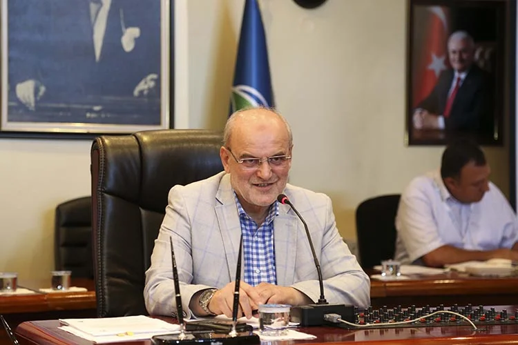 Başkan Çelikbilek ile CHP'li Aydın Düzgün yine kapıştı 1 bel meclis agustos 2016 3 5 JSTfDhTCKZ