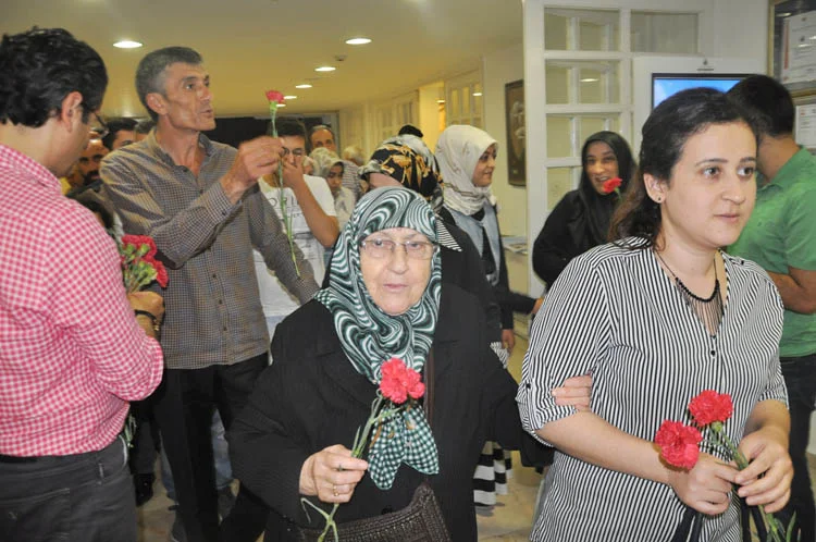 Şehit ve gazi ailelerine Beykoz vefası 3 belediye seh sec 22 OT2kOKXlBw