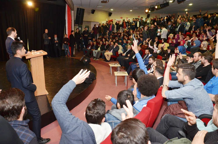 Bakan Albayrak, Beykoz'da gençlerle buluştu 4 berat albayrak beykoz 7 eX0XYvXn9n